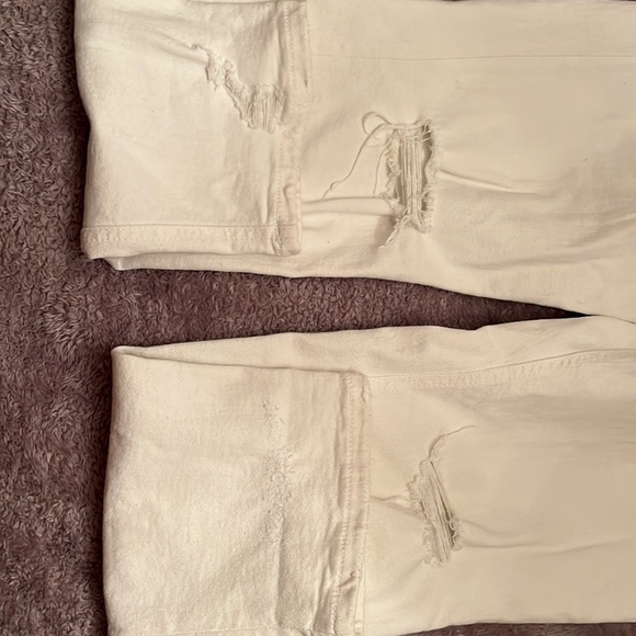 Pilcro ivory/white denim. High rise slim jeans. Size 31 - Picture 4 of 5